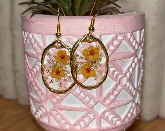 Flower glass earrings with gold edge. Perfect for women's gift or birthday. Used with 925 gold earring hooks