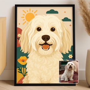 K&ouml;nnte beinhalten: Gerahmter Kunstdruck mit einem l&auml;chelnden, cremefarbenen Hund vor einem sonnigen, floralen Hintergrund. Das Kunstwerk enth&auml;lt ein kleines eingesetztes Foto des Hundes. Das Fell des Hundes ist mit weichen, flie&szlig;enden Linien dargestellt.