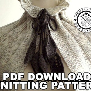 Könnte beinhalten: Ein gestricktes Tuch mit braunem Häkelrand und einem Rüschenkragen. Das Tuch ist beige mit einem dezenten, gefleckten Muster. Der Text "PDF DOWNLOAD KNITTING PATTERN" befindet sich am unteren Rand des Bildes.