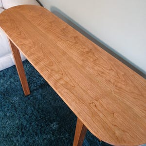 Mesa consola de madera maciza de cerezo imagen 3