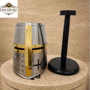 Casco templario de acero con cruz de latón / Casco cruzado ponible