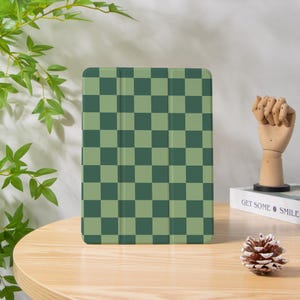 Checkerboard iPad Tasche mit Pencil Tray, iPad Air case, iPad Pro 13 12.9 11, iPad Mini 4/5/6/7, Air 6/7, iPad 10.9 Cover, iPad 9/10/11 Gen