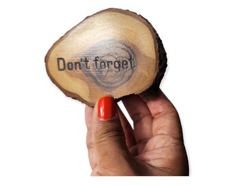 Vintage DON'T FORGET Wood Paper Holder / Cabin Office Decor / Reminder / Handmade
