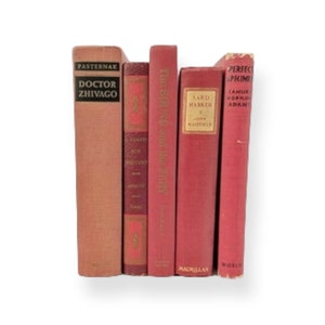Vintage RED BOOK COLLECTION- Home staging,Vintage Wedding Decor,Photography Props,Table Decor,Book Shelf Decor, brick red, Valentine&#39;s decor