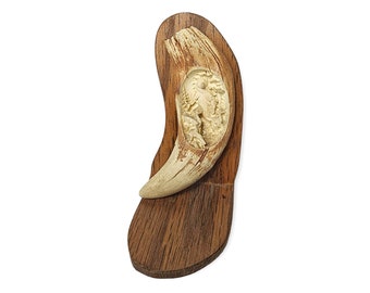 Bear forest sculpture / Horn / Cabin Decor / Lake House Decor / Folk Art / Handcarved