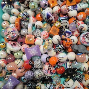 Halloween bead soup,  15.5mm-24mm beads | 20 pieces mixed