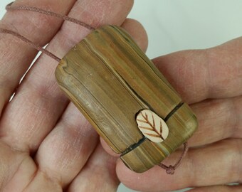 Inro Pendant - Wood & Leaf