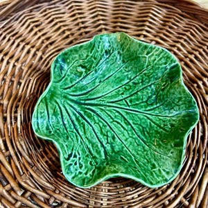 Vintage Pat Young Signed Handmade Cabbage Ware Leaf Dish Small Trinket Dish Green Pottery