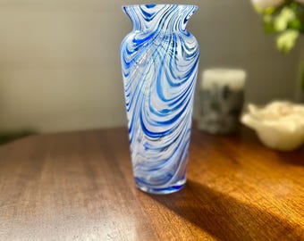 Jarrón de cristal vintage Royal Limited Crystal Taiwan, jarrón de vidrio azul y blanco, década de 1980, 8 pulgadas