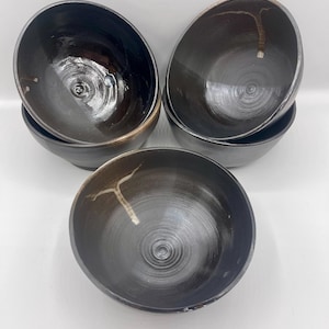 Small black salad bowl/soup bowl/snack bowl