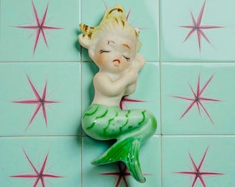 Vintage Lefton Bradley Exclusives Sleeping Mermaid Wall Plaque Japan 1950s