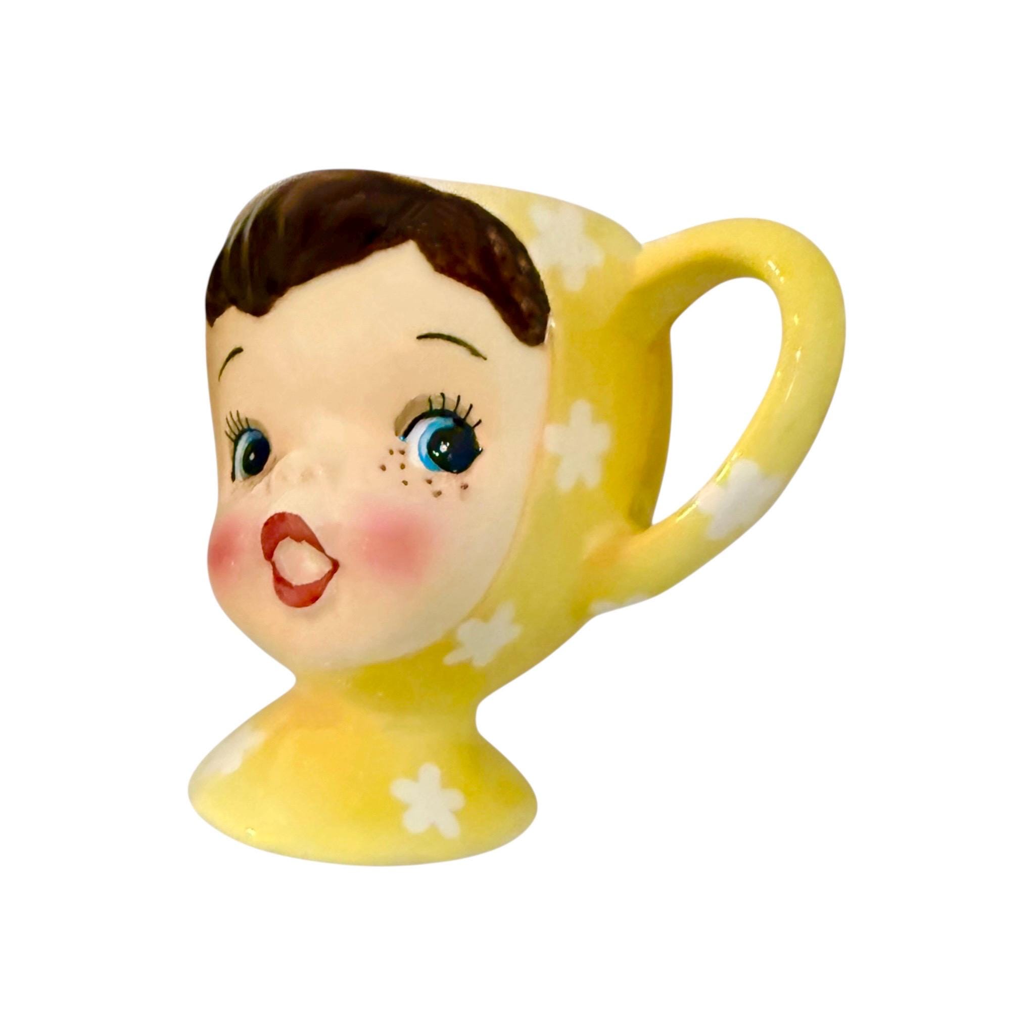８/17迄Miss Cutie pie ナプコ　ミスキュートパイ　ビンテージ Vintage Napco Miss Cutie Pie Yellow Egg Cup Brunette Girl