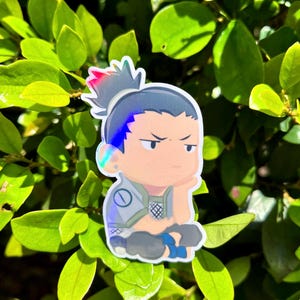 Holografischer Chibi Lazy Ninja Sticker, Anime Aufkleber für Laptop und Wasserflasche