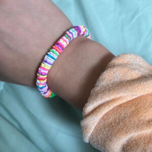 Flower bead bracelet