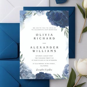 Faire-part de mariage bleu profond, faire-part de mariage bleu foncé, faire-part de mariage roses, toile, carte de mariage bleue, carte de mariage pivoines, faire-part de mariage romantique