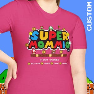 Koszulka Super Mommio na zamówienie, prezent na dzień matki, koszulka dla mamy, zabawny top dla mamy, fajna koszulka dla mamy, modna odzież rodzinna