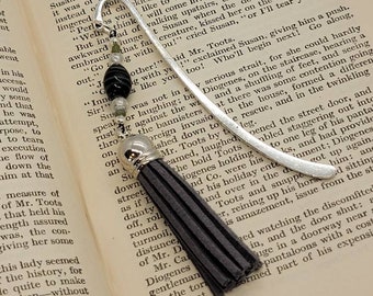 Suede tassel bookmark-gray