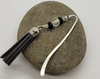 Suede tassel bookmark- black and clear