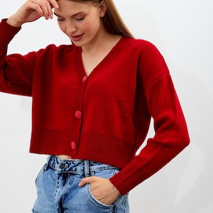 トップス theredthread S clip cardigan cropped Super Crop Clasp Detail Rib Knit Cardigan | boohoo