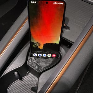 Cupra Born Cup Phone holder. Cupra Born phone holder. Cup phone holder for Cupra Born. Cupra Born accessories 3d printed Cupra Born mods.