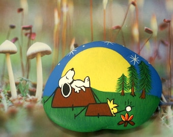 Snoopy Woodstock series-midnight snackin'-unique OOAK 3D art-hand painted rock-summer campout-napkin table weight-collectible-ships FREE