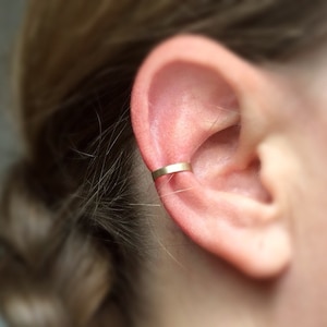 Gold Filled Conch Ear Cuff no piercing faux piercing earcuff minimalist fake piercing cartilage cuff earrings dainty jewelry minimal cuff