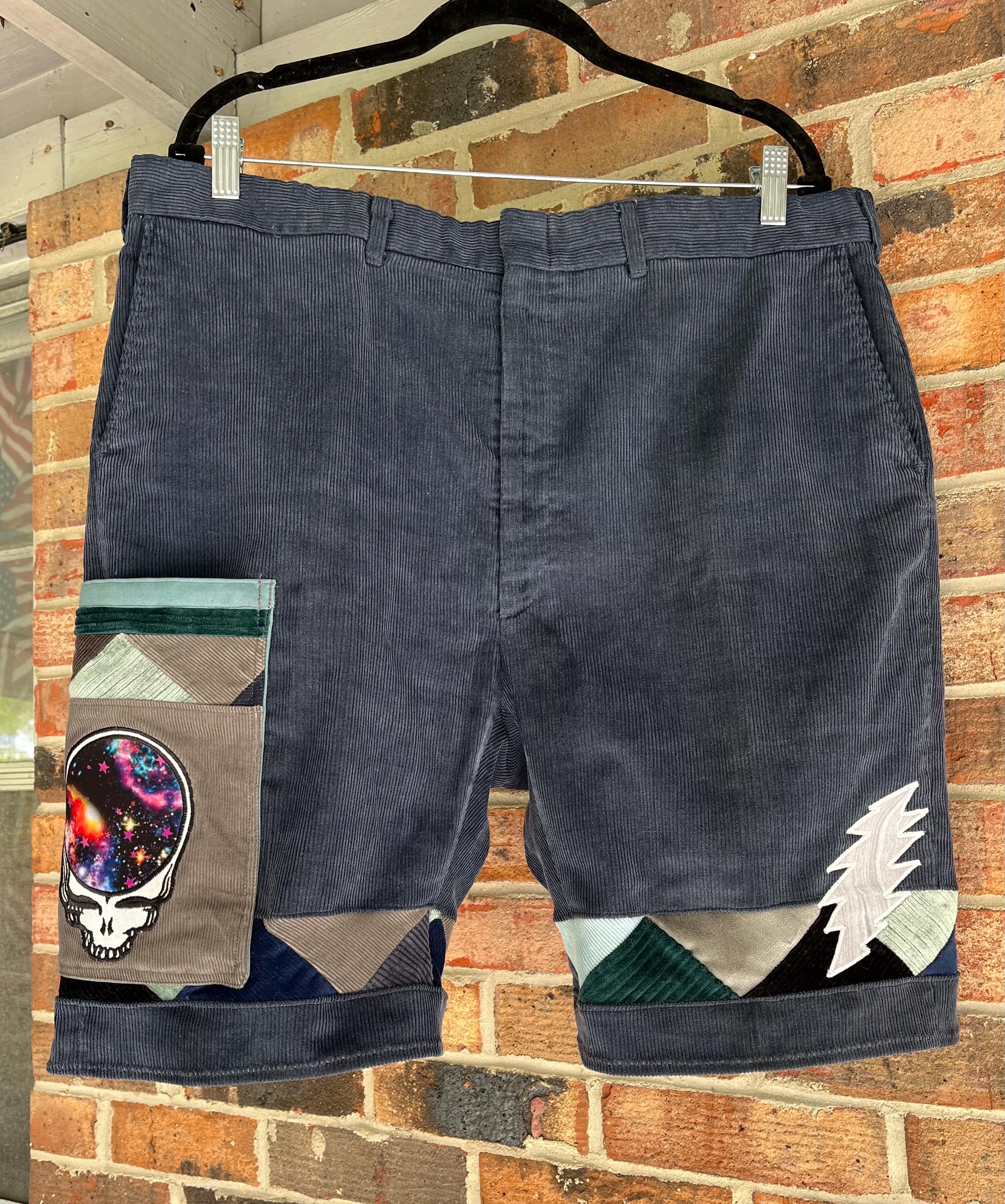 【BAON】Letoi Corduroy Patch Bermuda Pants BROWN CORDUROY BERMUDA PANTS - LETOILE | 60% - Asian Fashion