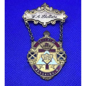Antique MASONIC KNIGHTS TEMPLAR Award Medal Hope Commandery Bellaire Ohio 1900&#39;s