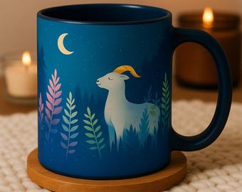 Taza de café con cabra a la luz de la luna, taza de té de cerámica para amantes de la naturaleza, diseño de animal lindo, decoración de cocina, regalo para entusiastas de las cabras, regalo navideño.