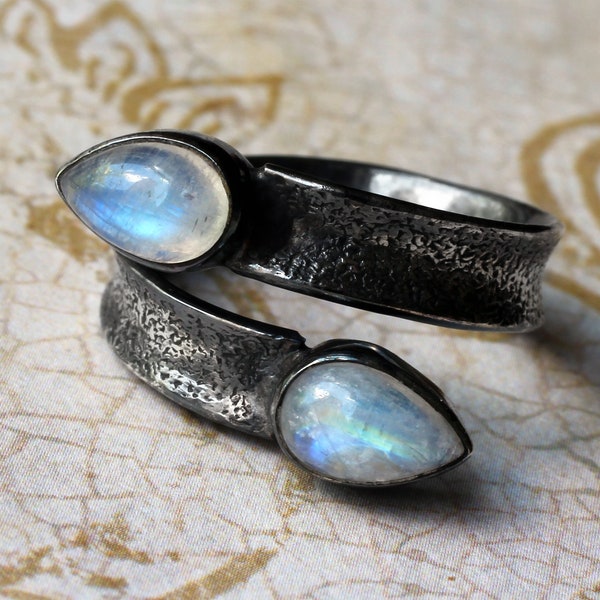 Moonstone Ring, Rainbow Moonstone Jewelry, Ring Size 7, Sterling Silver Ring, June Birthstone, CircesHouse, "Moonserpent"