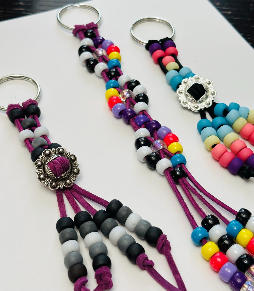 Wednesday & Enid BFF Keychains: 90s Inspired Beaded Friendship Charms ...