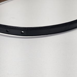 Cinturón estilo western vintage BRIGHTON para mujer, talla M 30, de cuero negro con hebilla plateada. imagen 3