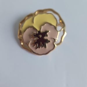 Purple & White Pansy Flower Golden Pin Brooch Enamel- Vintage