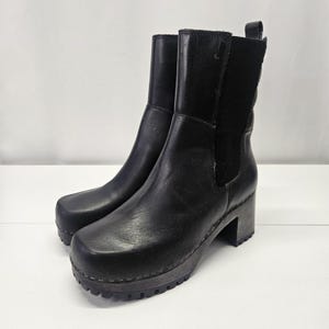 Botas vintage Y2K MIA Clog Justina pretas tamanho 9 M com salto plataforma grosso de madeira estilo boho gótico