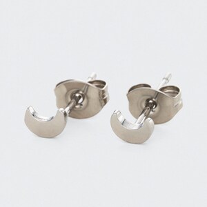 2 Pieces Threadless Crescent Earrings in Silver - Titanium Earring Stud/Push Pin Earring Stud/Nose/Tragus/Conch/Gift Earring/Conch