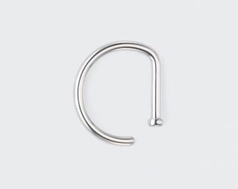 Anello al naso a forma di D in titanio da 20G, 18G e 16G, estremità piatta