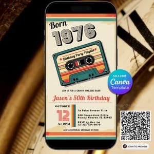 Puede incluir: Invitaci&oacute;n de fiesta de cumplea&ntilde;os de estilo retro que se muestra en la pantalla de un tel&eacute;fono inteligente. El dise&ntilde;o presenta el texto "Born 1976" y un gr&aacute;fico de cinta de cassette. La invitaci&oacute;n es para el 50 cumplea&ntilde;os de Jason, con detalles de fecha, hora y lugar.