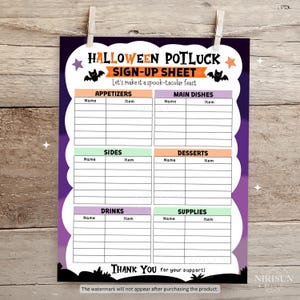 Puede incluir: Una hoja de registro para una comida compartida de Halloween con un borde festoneado morado y blanco, ilustraciones de murciélagos negros, texto naranja y morado, y secciones para platos con líneas en blanco para completar nombres.