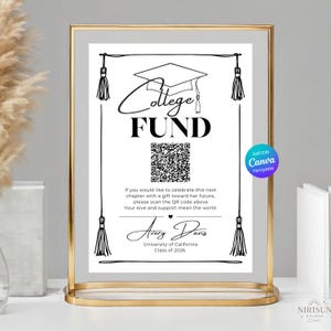 Puede incluir: Impresión enmarcada en metal dorado con fondo blanco. La impresión presenta las palabras "College Fund" en escritura cursiva, un código QR y el nombre "Avery Davis". También se incluye el texto "University of California Class of 2026".