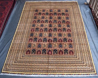 Large Afghan Bakhtyari Turkmen Rug, Handwoven Wool Carpet (8'2x11'2)