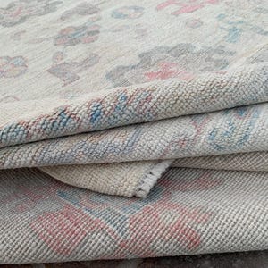 8x10 Vintage Turkish Oushak Rug: Beige Wool Floral Carpet
