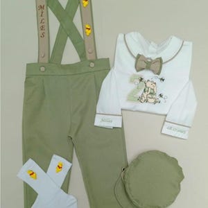 Baby boy Winnie the Pooh birthday outfit Personalized boys Winnie the Pooh 1st birthday outfit Disney Pooh birthday suit Toddler Milestones