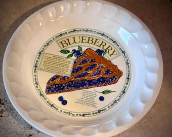 Beautiful vintage Himark "Golden Pie Collection" blueberry pie dish from Korea.