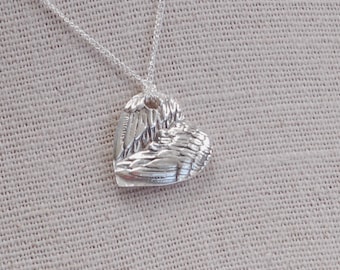 Mommy Angel Wing Heart Pendant, Gift for Daughter / Mom, Sentimental Gift, Meaningful Jewelry