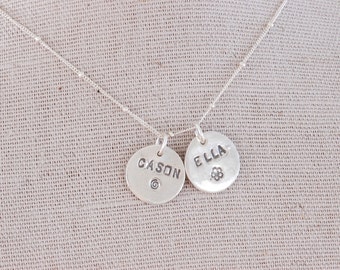 Custom Family Name Charm Necklace, Gift for Mom / Grandma, New Mom Gift, Kids Name Necklace