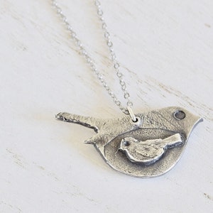 New Mom necklace - mom to be necklace - Bird necklace - baby bird necklace - momma and baby necklace - new born necklace - mothers day