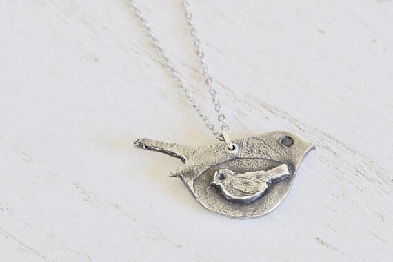 New Mom necklace - mom to be necklace - Bird necklace - baby bird necklace - momma and baby necklace - new born necklace - mothers day