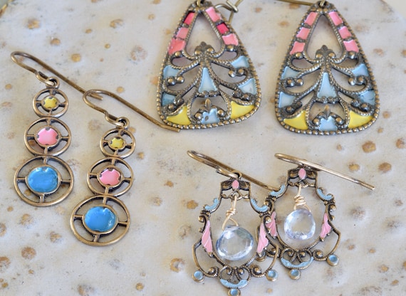 Drop Earring - Gift for mom - Mom gift - dangle earring - Unique Jewelry - Groovy Girl Earrings - Enameled Earrings- one of kind earring