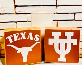 Texas Longhorns ~ Wooden word block, Longhorn gift, Longhorn desk & home decor, Hook ‘Em Horns, Austin Texas, Grad gift, College Gift
