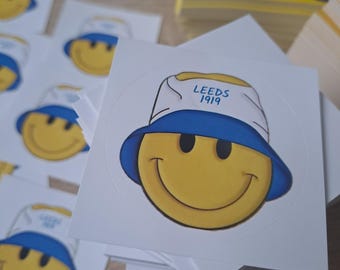 Leeds United smiley bucket hat  Stickers X30. LUFC- Easy Peel. Football gift Ideas. Crafts.